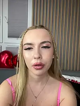 Nicole blonde0 online show from 02.23.25