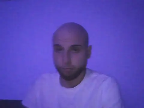 Snapshot of John_86 chatting on 11.01.25 John 86 online show from 11.01.25