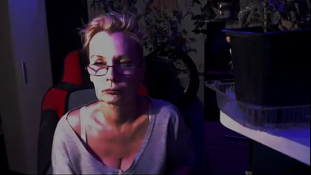 HelgaHimmell online show from 06.22.26