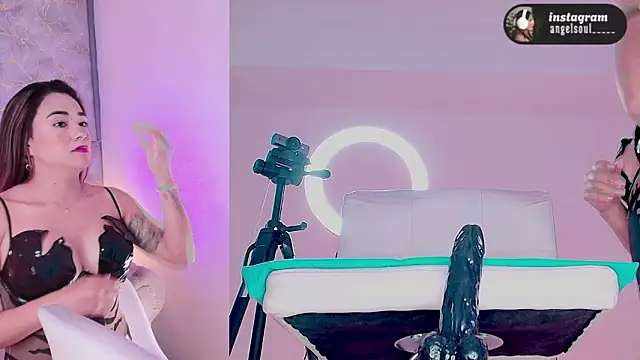 Angelst   online show from 03.14.26