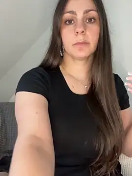 Loella-Rose online show from 04.19.26