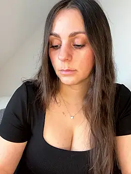 Loella-Rose online show from 04.24.26