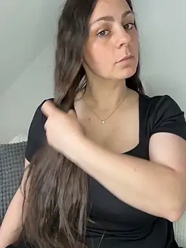 Loella-Rose online show from 04.29.26