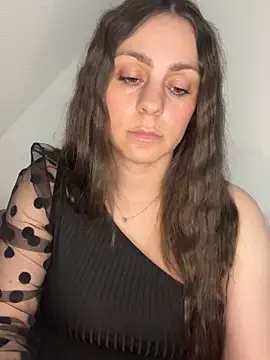 Loella-Rose online show from 04.29.26