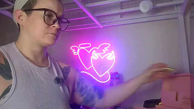 quinnmariexo online show from 02.17.26