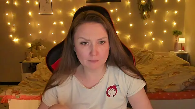 desperatehousewife   online show from 05.16.26