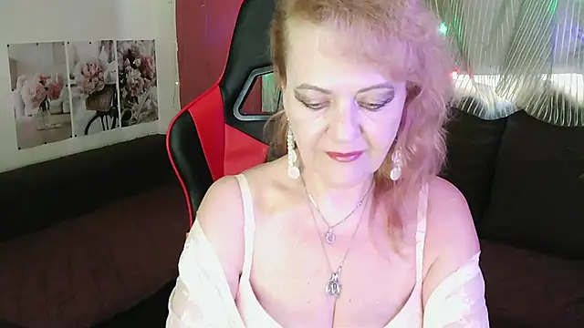 Liset Monro online show from 06.30.26