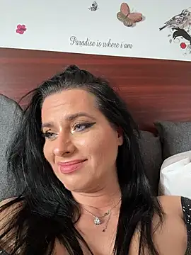 Hotmomcheckk  online show from 01.19.26