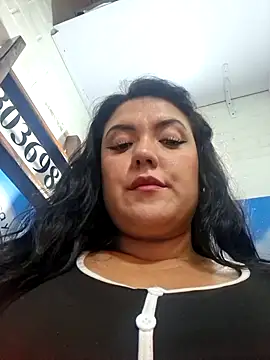 Sophie-hatter online show from 04.08.26