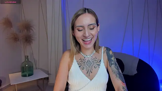 MollySundersX online show from 02.26.26