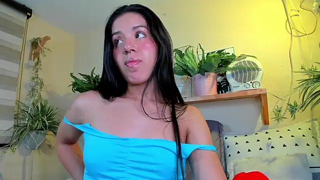 Snapshot of MiaaRose chatting on 03.11.25 MiaaRose online show from 03.11.25