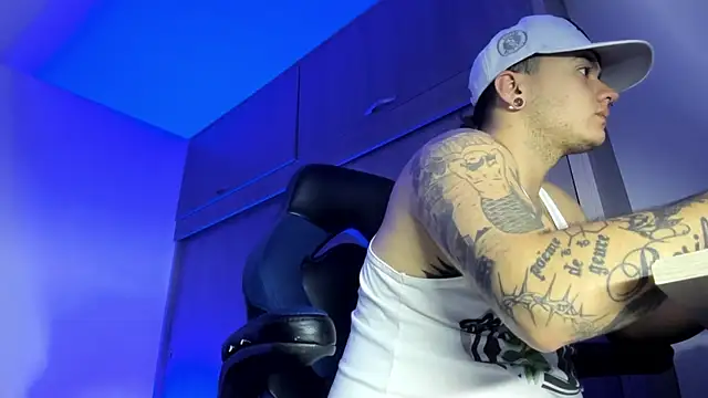 male pussy online show from 01.08.26