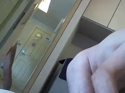 Snapshot of NicoPuma chatting on 12.09.24 NicoPuma online show from 12.09.24