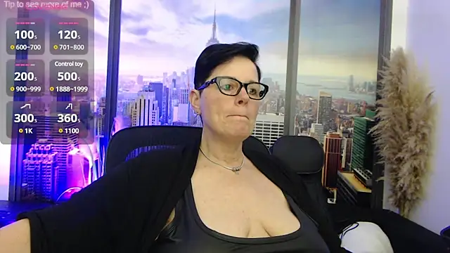ninarandmann online show from 02.20.25