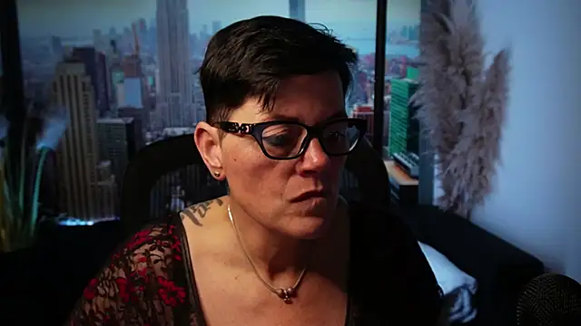 ninarandmann online show from 11.18.25