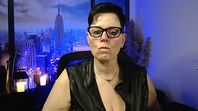 ninarandmann online show from 12.22.25