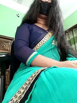 Idhika Paul online show from 03.02.26