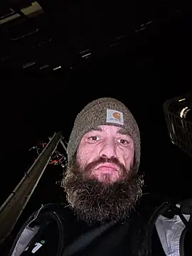 Armyexhibitionistvet online show from 10.30.25