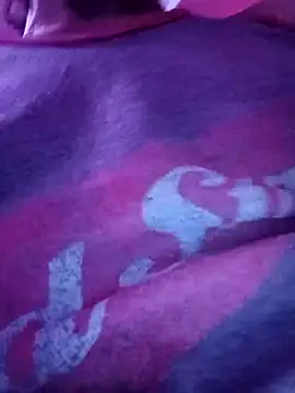 Armyexhibitionistvet online show from 04.12.26