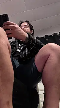 Armyexhibitionistvet online show from 04.17.26