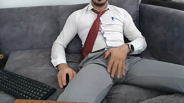 Naughtb0y online show from 06.06.26