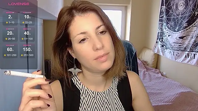 Snapshot of _blackgem chatting on 12.05.25 blackgem online show from 12.05.25