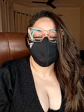 Snapshot of SEXY-Sardarni chatting on 05.28.26 SEXY-Sardarni online show from 05.28.26