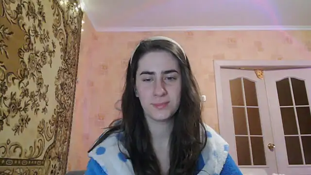 Snapshot of INELIKA chatting on 10.09.25 INELIKA online show from 10.09.25