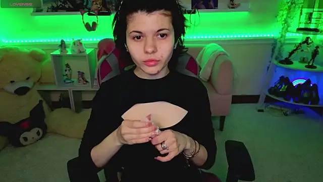 Snapshot of Katya_Zaitseva chatting on 04.25.26 Katya Zaitseva online show from 04.25.26