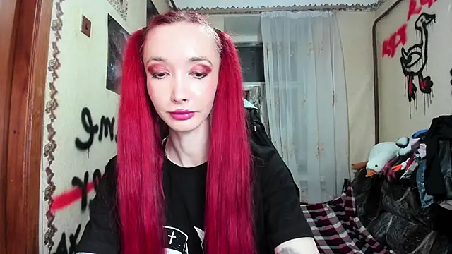 Roxy Silver online show from 01.08.26