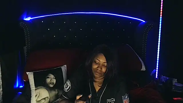 msyvette1970xh online show from 02.14.25