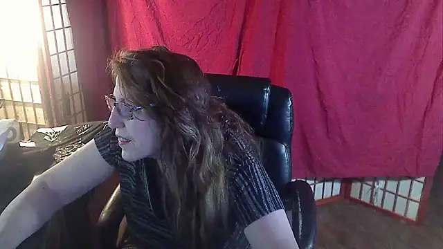 Snapshot of Ireallysquirt chatting on 01.20.25 Ireallysquirt online show from 01.20.25