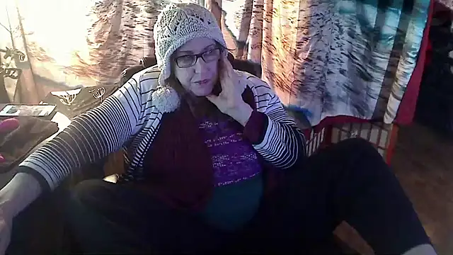 Snapshot of Ireallysquirt chatting on 01.22.25 Ireallysquirt online show from 01.22.25