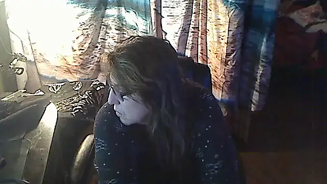 Snapshot of Ireallysquirt chatting on 01.25.25 Ireallysquirt online show from 01.25.25