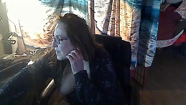 Snapshot of Ireallysquirt chatting on 01.25.25 Ireallysquirt online show from 01.25.25