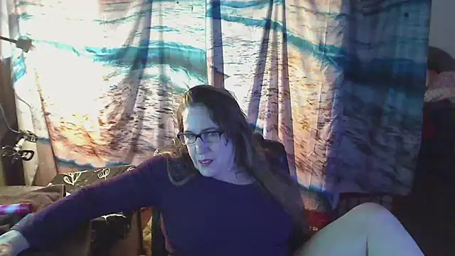 Snapshot of Ireallysquirt chatting on 01.28.25 Ireallysquirt online show from 01.28.25
