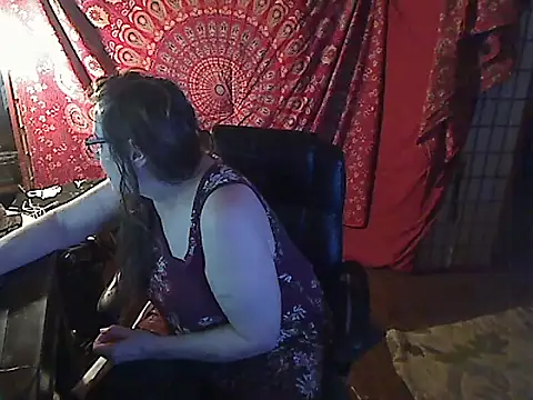 Snapshot of Ireallysquirt chatting on 02.23.25 Ireallysquirt online show from 02.23.25