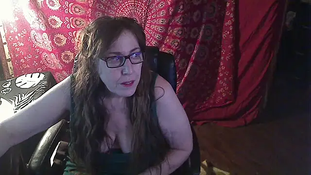 Snapshot of Ireallysquirt chatting on 03.02.25 Ireallysquirt online show from 03.02.25