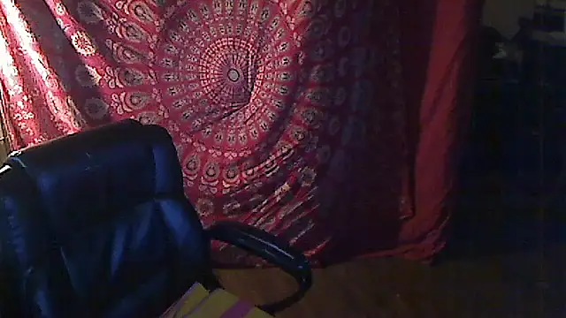 Snapshot of Ireallysquirt chatting on 03.05.25 Ireallysquirt online show from 03.05.25