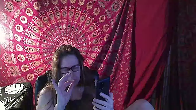 Snapshot of Ireallysquirt chatting on 03.10.25 Ireallysquirt online show from 03.10.25