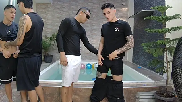 Snapshot of Boysgang_sex chatting on 07.10.26 Boysgang sex online show from 07.10.26