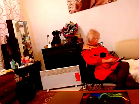 Snapshot of Natali7634 chatting on 12.28.24 Natali7634 online show from 12.28.24