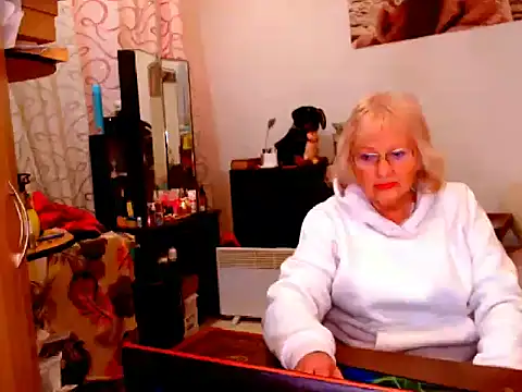 Snapshot of Natali7634 chatting on 02.18.25 Natali7634 online show from 02.18.25