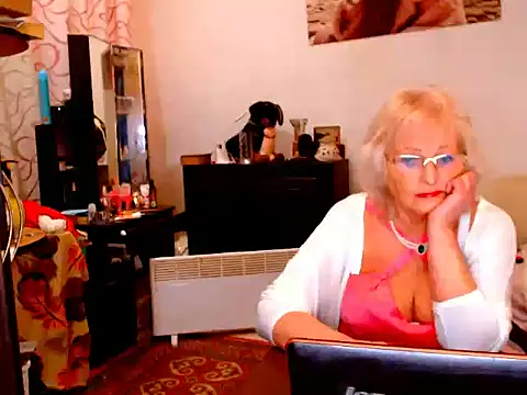 Snapshot of Natali7634 chatting on 02.23.25 Natali7634 online show from 02.23.25