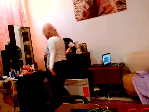 Snapshot of Natali7634 chatting on 03.12.25 Natali7634 online show from 03.12.25