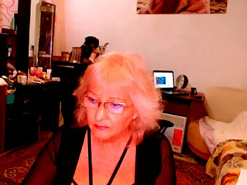 Snapshot of Natali7634 chatting on 03.17.25 Natali7634 online show from 03.17.25