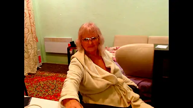 Snapshot of Natali7634 chatting on 09.23.25 Natali7634 online show from 09.23.25