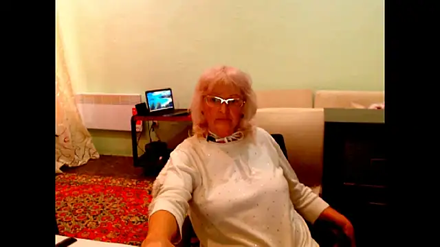 Snapshot of Natali7634 chatting on 10.06.25 Natali7634 online show from 10.06.25