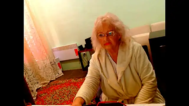 Snapshot of Natali7634 chatting on 10.21.25 Natali7634 online show from 10.21.25
