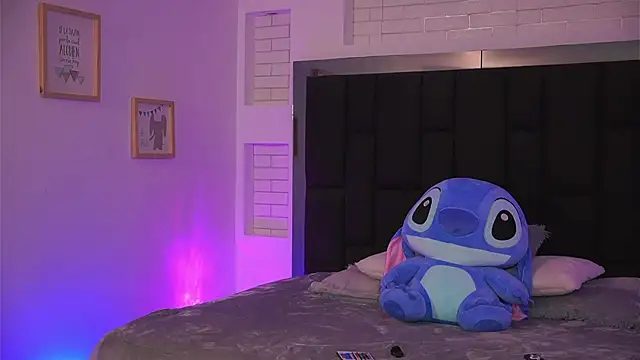Snapshot of Marianamonroe_ chatting on 06.02.26 Marianamonroe online show from 06.02.26